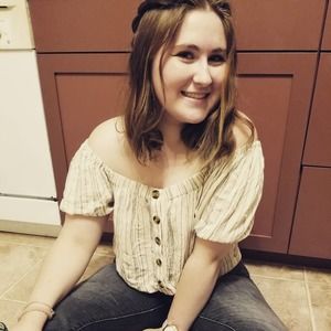 Meet your Posher, Andrea